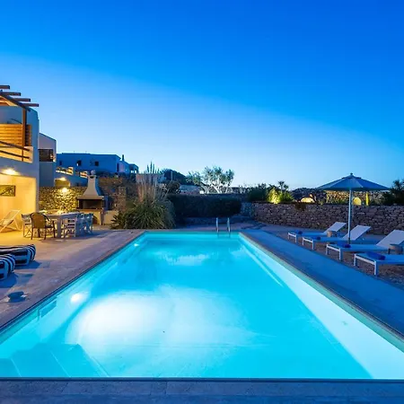 - Private Pool - Access * 帕拉斯波罗斯