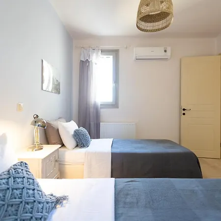 - Private Pool - Access 帕拉斯波罗斯