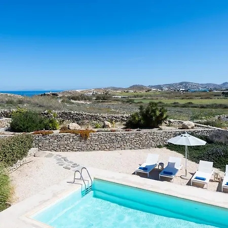 Vila - Private Pool - Access Parasporos