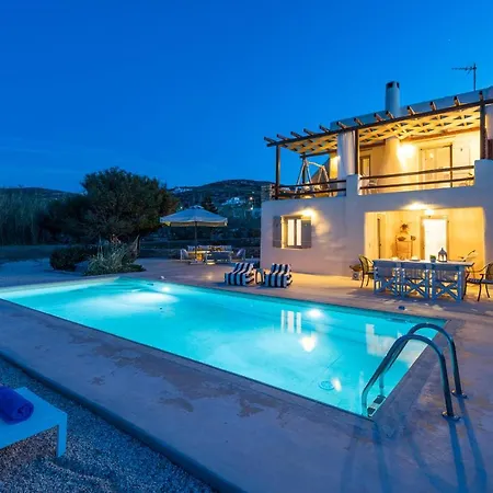 Vila - Private Pool - Access Parasporos