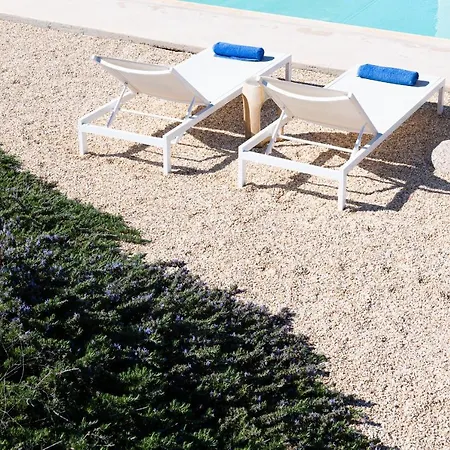 Vila - Private Pool - Access Parasporos