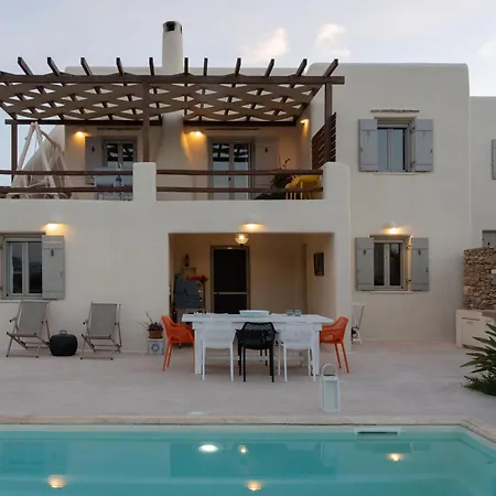 Villa - Private Pool - Access Parasporos